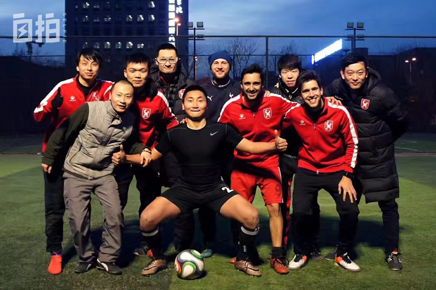 17岁开始踢职业足球还晚吗,我从几岁开始踢足球