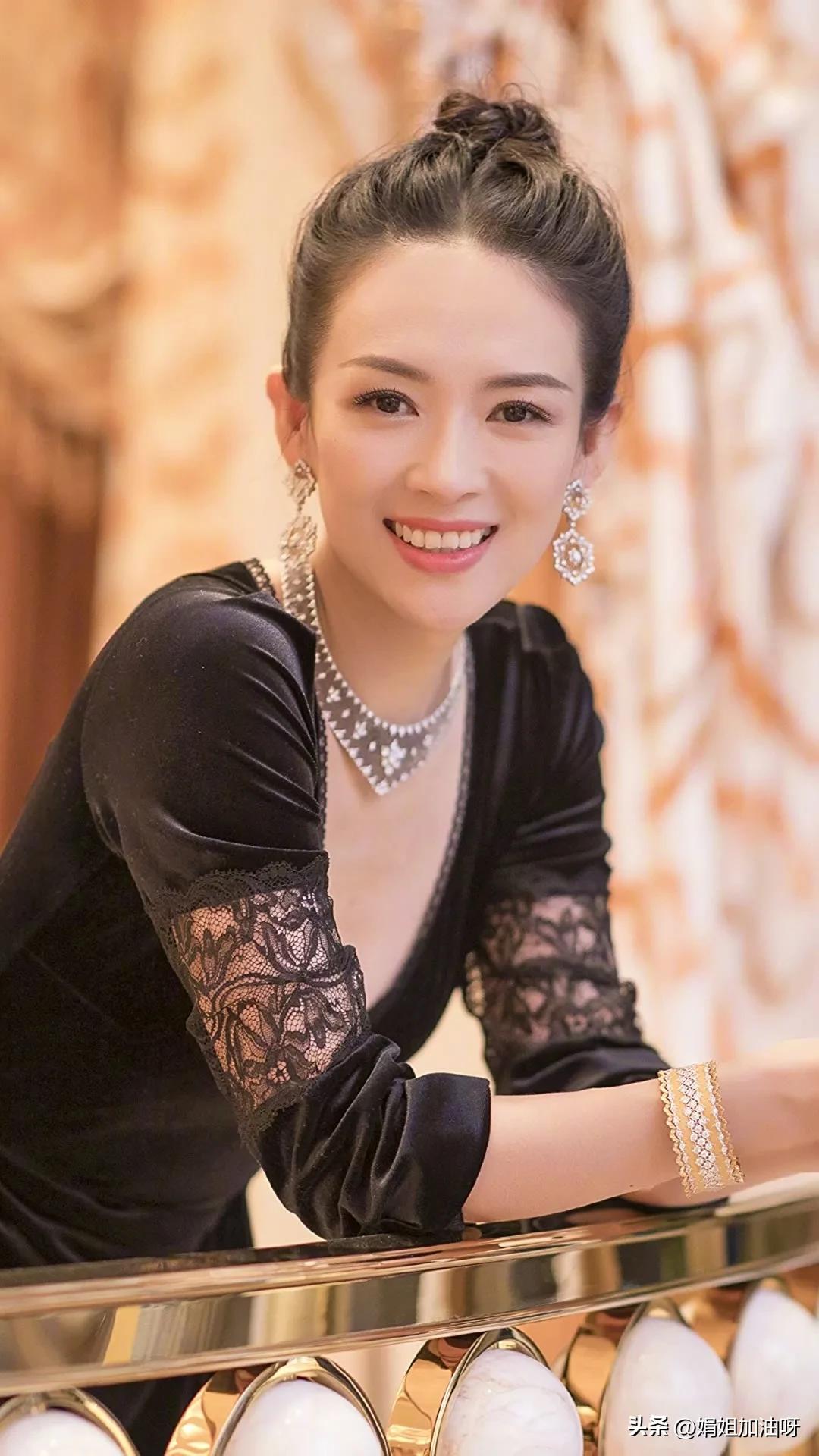 章子怡惊艳写真图片高清大图,分享女神时尚写真美图