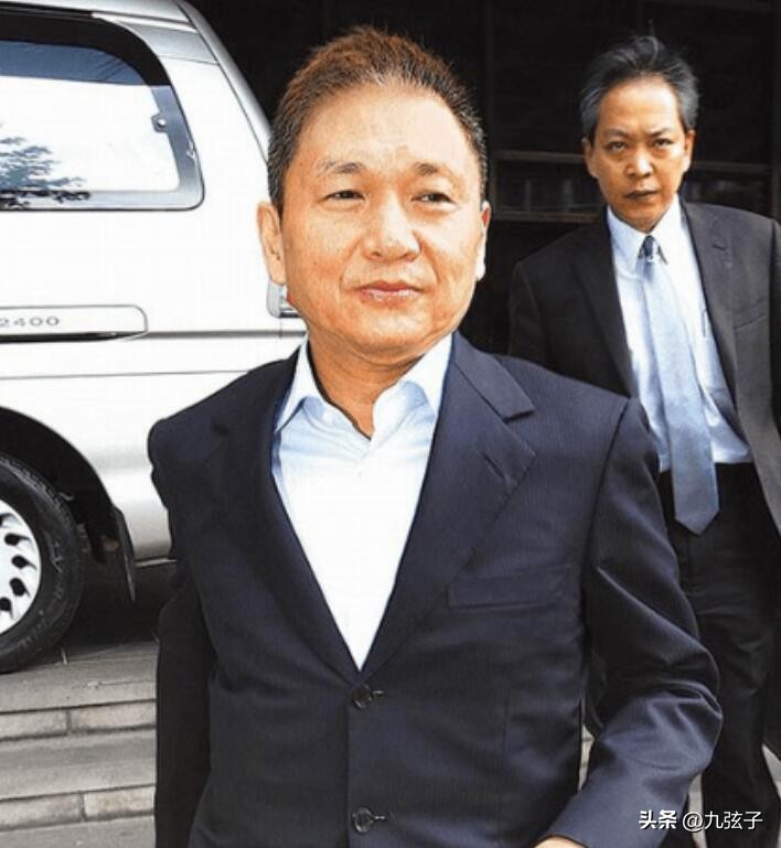 “台湾富少炮王”李宗瑞的花花世界