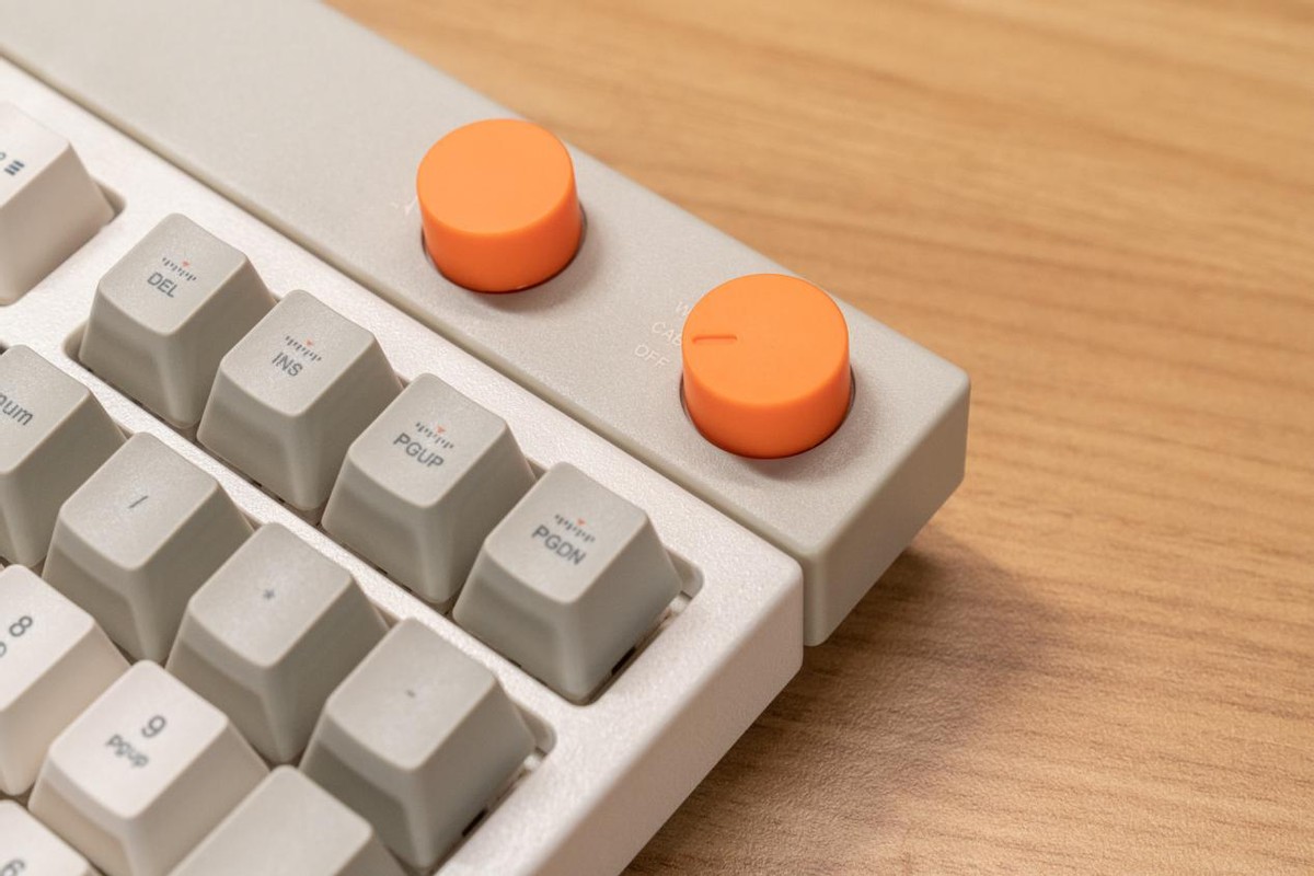 洛斐透明磨砂键盘测评,lofree洛斐机械键盘套装