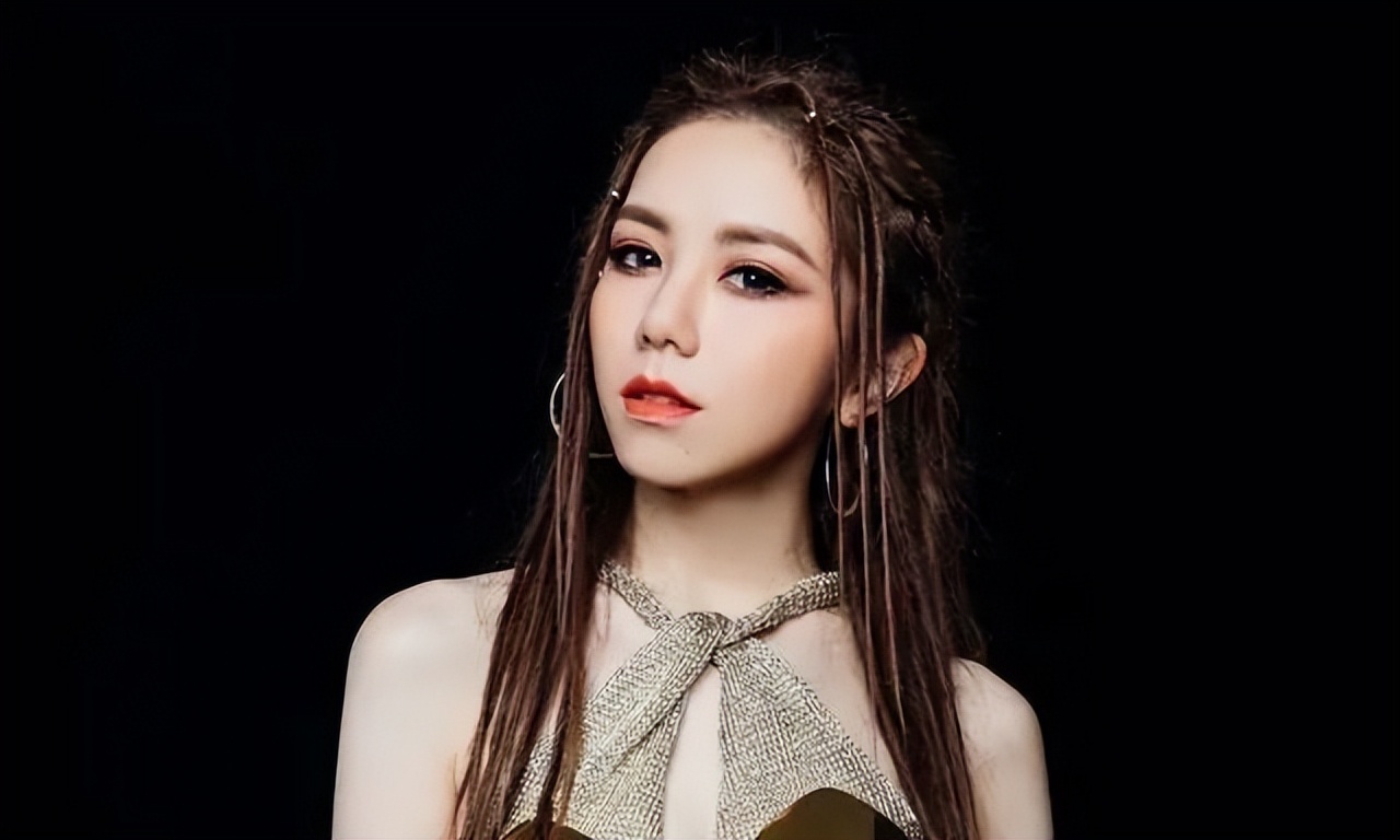 邓紫棋为什么唱粤语歌,邓紫棋为什么都是翻唱歌曲