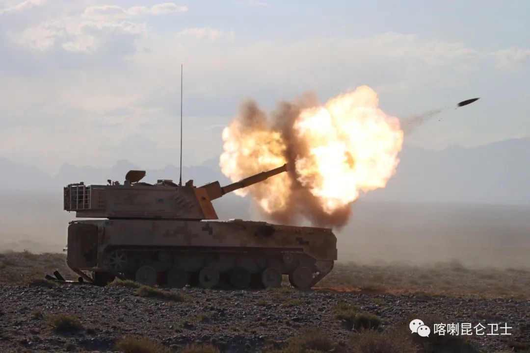 边疆兵记者,有请边防军人走上舞台