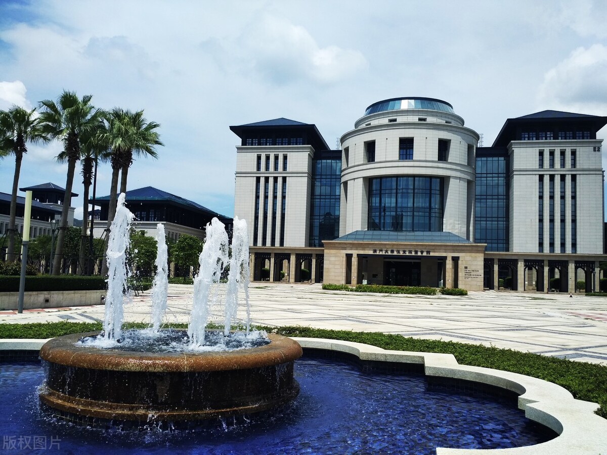 澳门的大学怎么样，澳门理工学院本科值不值得就读？