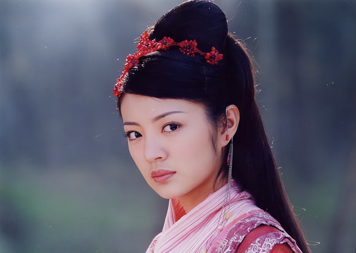 “安以轩老公”陈荣炼的毁灭史：百亿身家、美艳娇妻，都成浮云