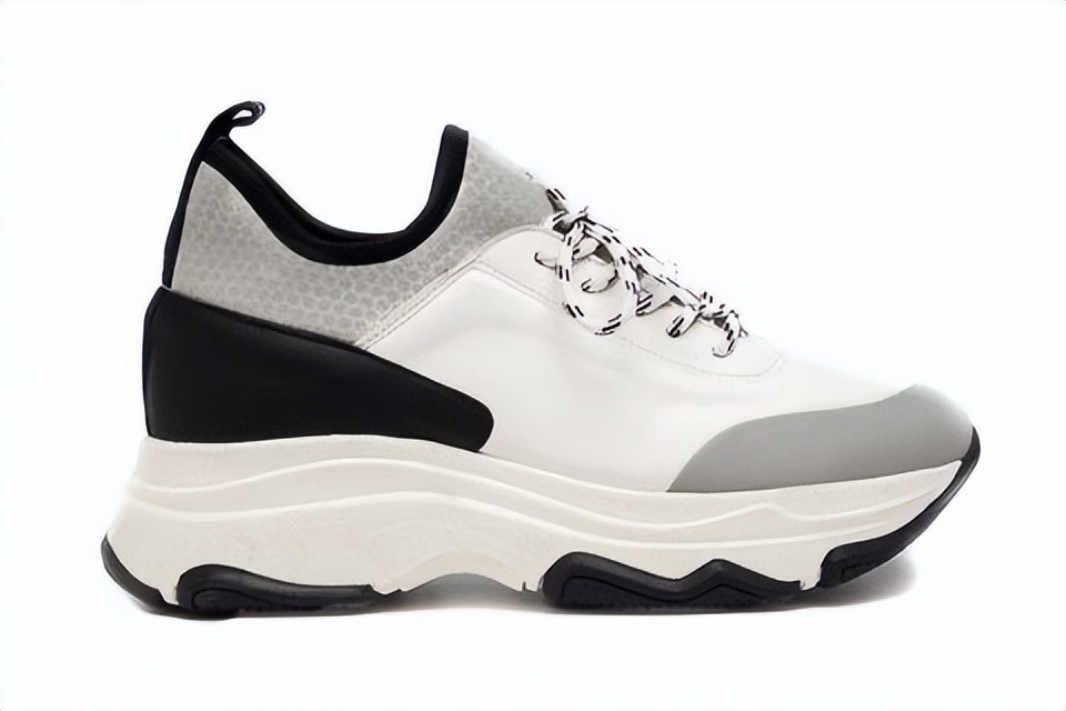 值得推荐的四双小白鞋,2022最值得入手的球鞋盘点