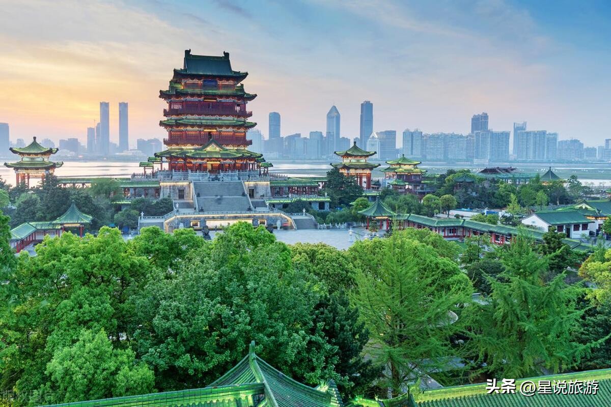 黄鹤楼岳阳楼滕王阁等四大名楼,黄鹤楼岳阳楼滕王阁蓬莱阁顺序