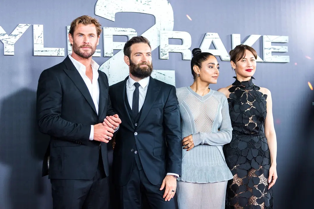 山姆·哈格雷夫美国男导演,大卫哈珀和山姆哈格雷夫