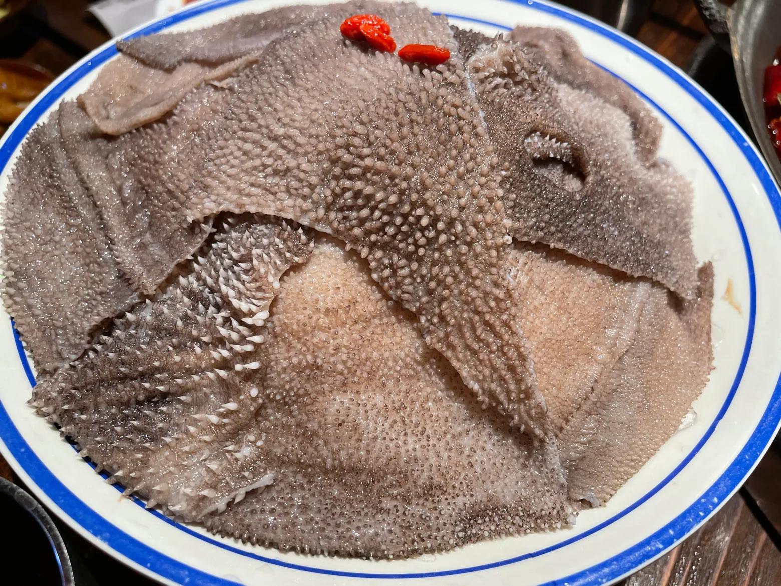 毛肚和黄喉怎么去异味,黄喉好吃还是毛肚好吃