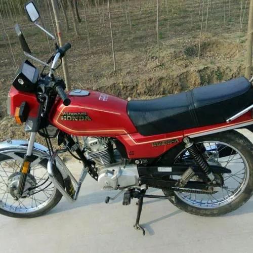 致敬青春摩托车,五羊本田雄帅150摩托车2022