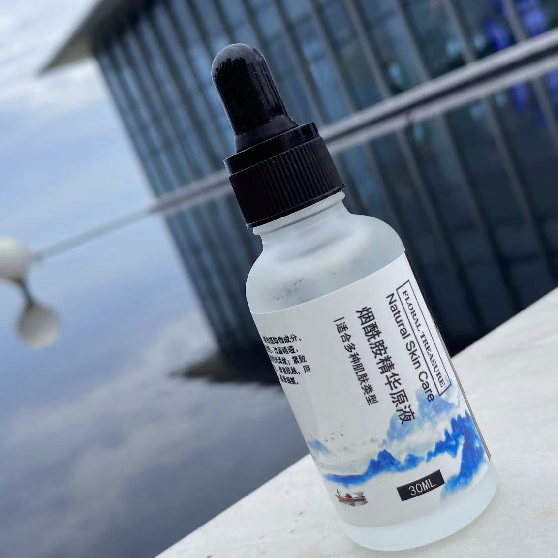 最佳补水保湿精华液,精华液补水保湿推荐