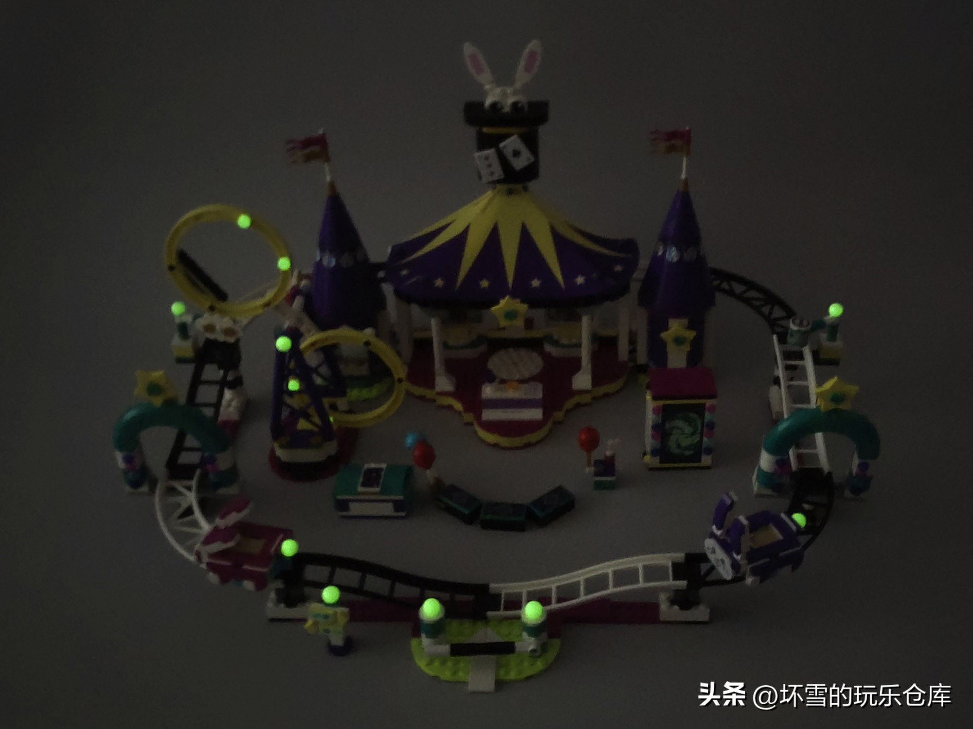 坐过山车看海底世界,坐过山车体验视频