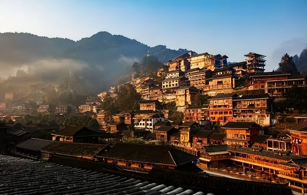 全网超20亿次,央视打call,明星贺电:中国“村超”到底有多火?