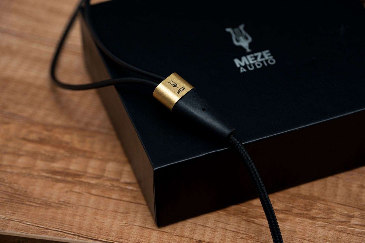 meze99classics鑰虫満,meze99classics鑰崇僵