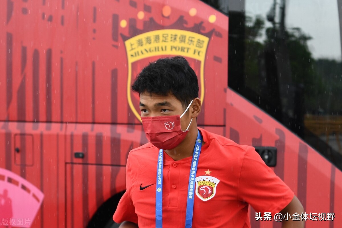 金敃友加盟成都蓉城，周定洋合约到期恢复自由身，贾博琰接近留洋