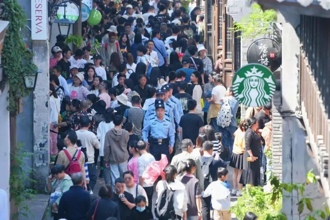 海美、小吃巨好吃！这个神还原游戏世界的小城，不该这样被埋没！