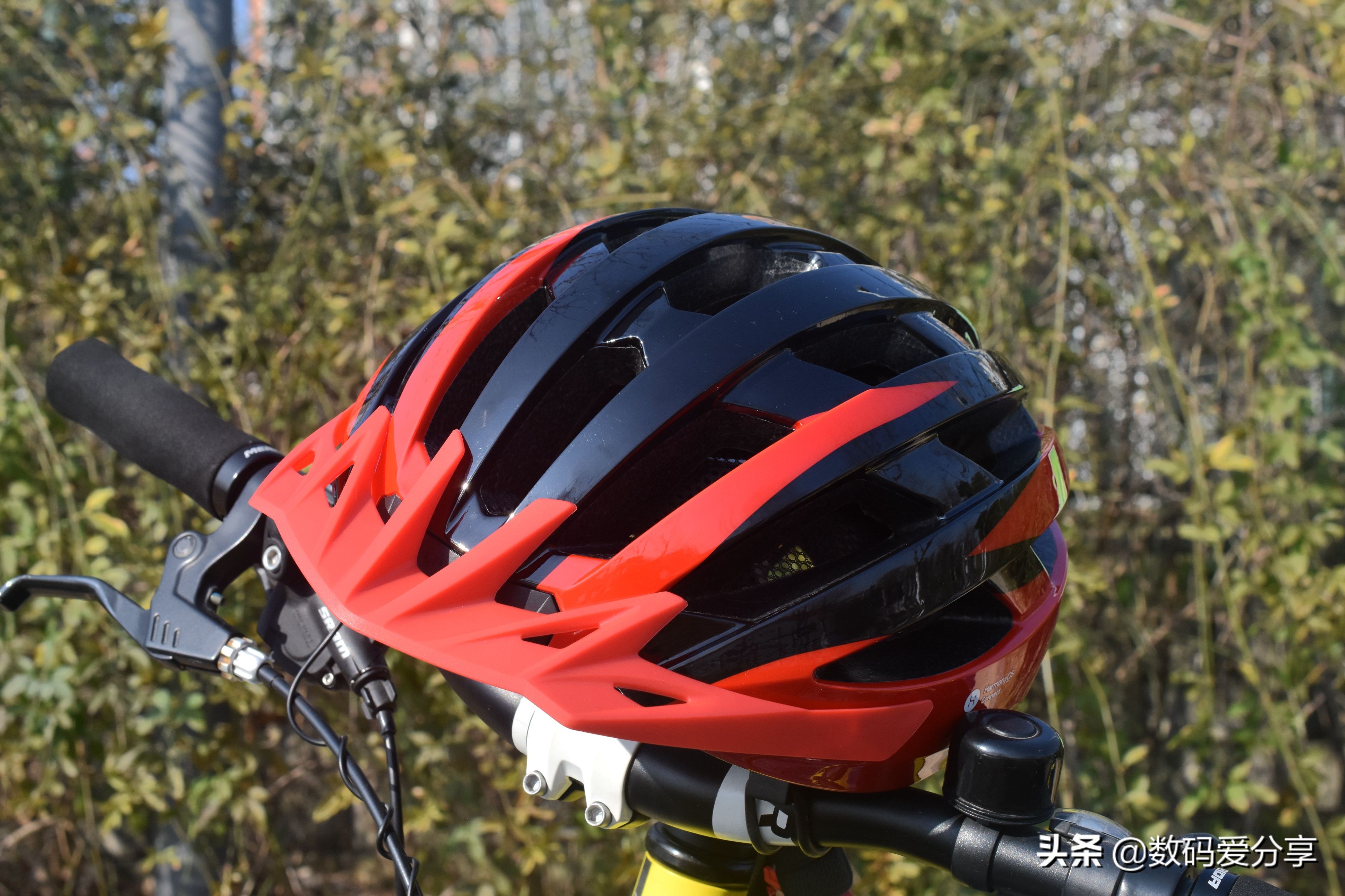 neo头盔评测体验,智能头盔helmet