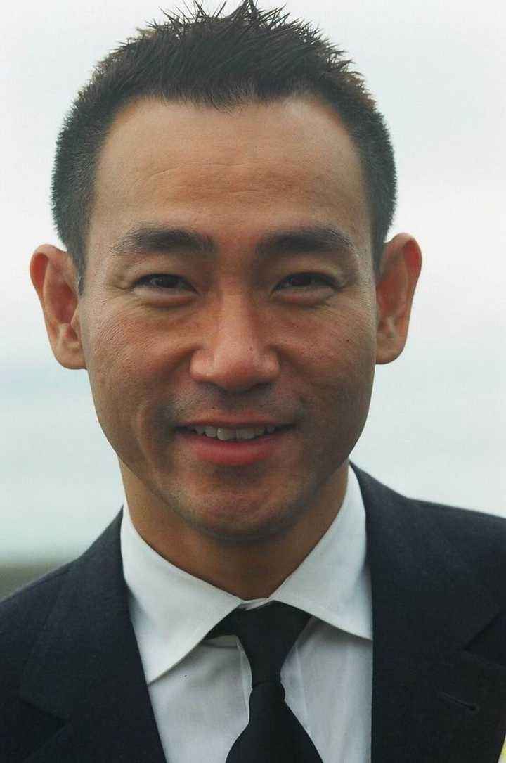 至今未娶的大龄男明星,至今不娶妻的11位港台大龄男星