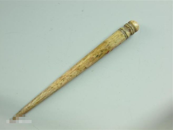 100年前的翡翠簪子,晚清翡翠玉簪子值钱吗