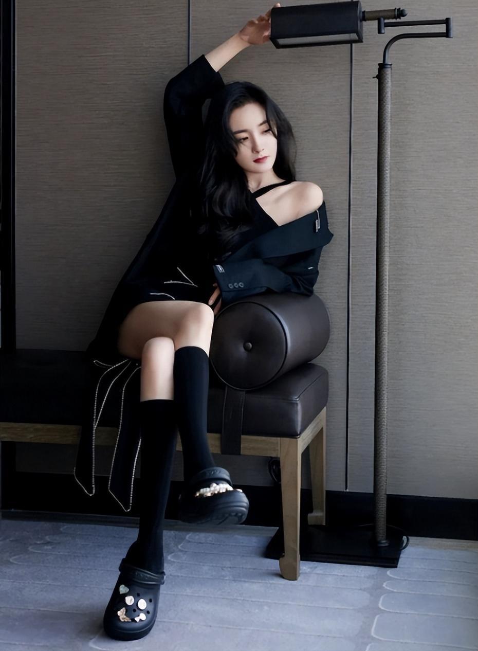 7天7夜500万，知名女星爆被“*规则潜**”，不同意就删除戏份