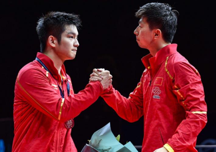 马龙樊振东传奇永不落幕,王楚钦击败马龙晋级马龙赛后采访