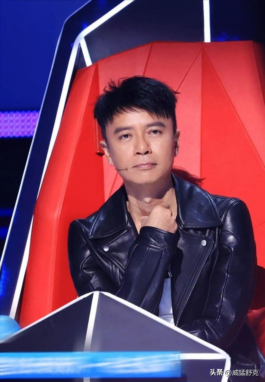 不扶李玟不发声，被骂人品差的李克勤，来内地赚钱的原因很心酸