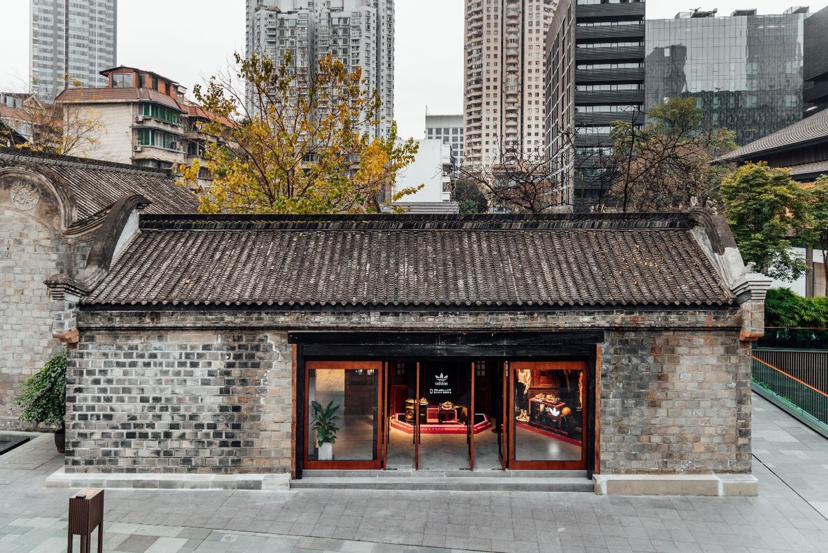 adidas官方旗舰店 三叶草 (adidas三叶草官方旗舰店西安)