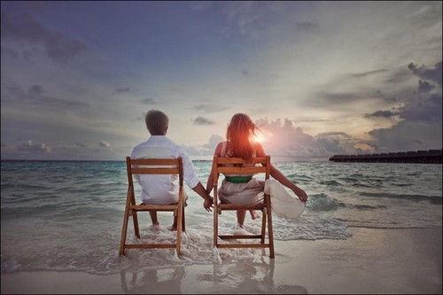 邻居让我帮他带一天孩子,邻居老是让我帮带孩子