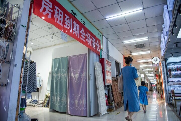 大学城商圈真实现状,大学内的商铺经营现状