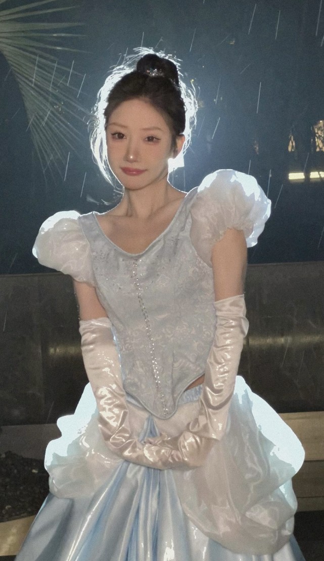 网红薛小婉是哪人,网红薛小婉生日礼物拿到手软