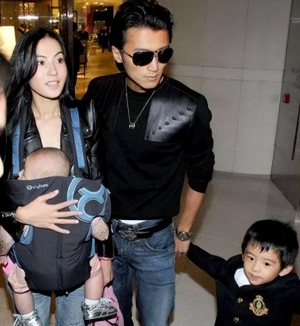 张柏芝和谢霆锋王菲现在的近况,王菲和谢霆锋张柏芝近日的消息