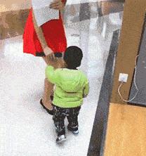 站着走路腰不舒服坐着没事,走路累了倒走能缓解吗