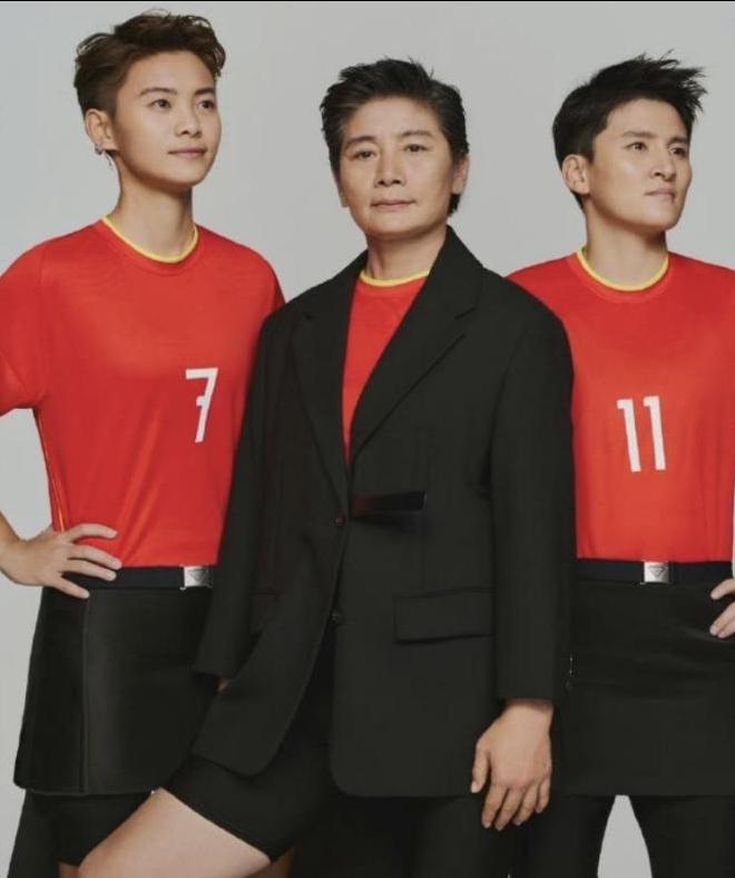 4-1，感谢日本队！水庆霞塞翁失马，坐收助攻，中国女足预定冠军