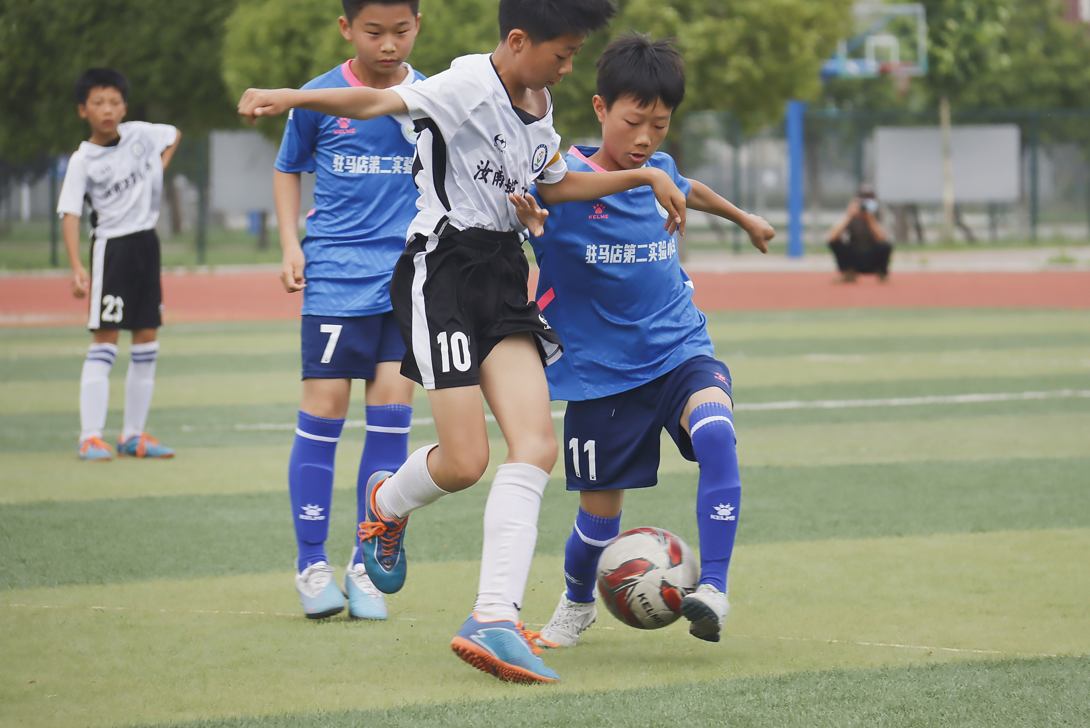 驻马店市长杯校园足球比赛简讯,驻马店小学2021年女子足球赛排名