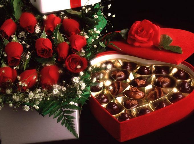 2022年情人节送女朋友什么礼物,2.14情人节送女朋友什么礼物
