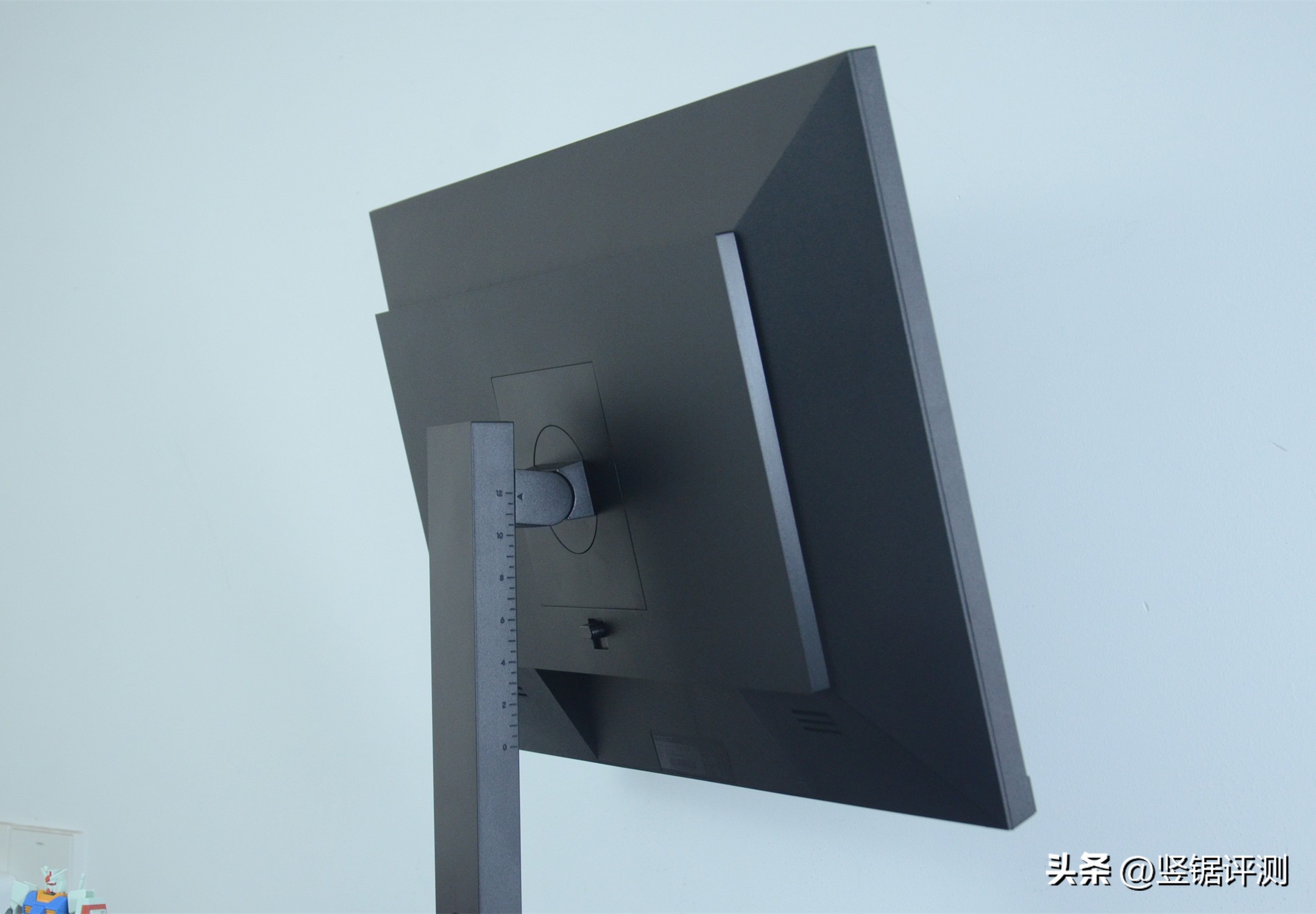 最有性价比的32寸2k显示器,最具性价比32寸曲面显示器推荐