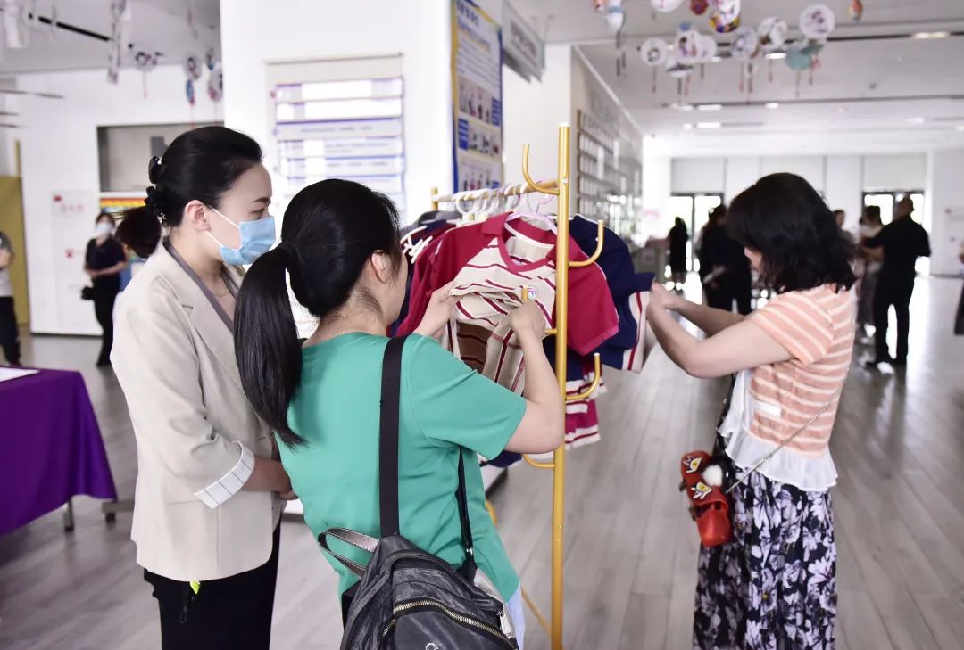 西安让孩子在家门口上好学,西安孩子上学烦躁全封闭学校