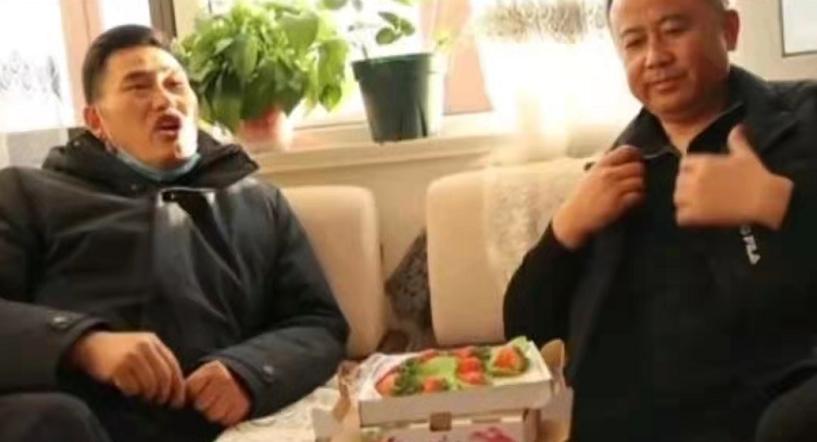 被跟踪，被绑架还往嘴里塞袜子，陈亚男这么惨和朱之文有关吗？