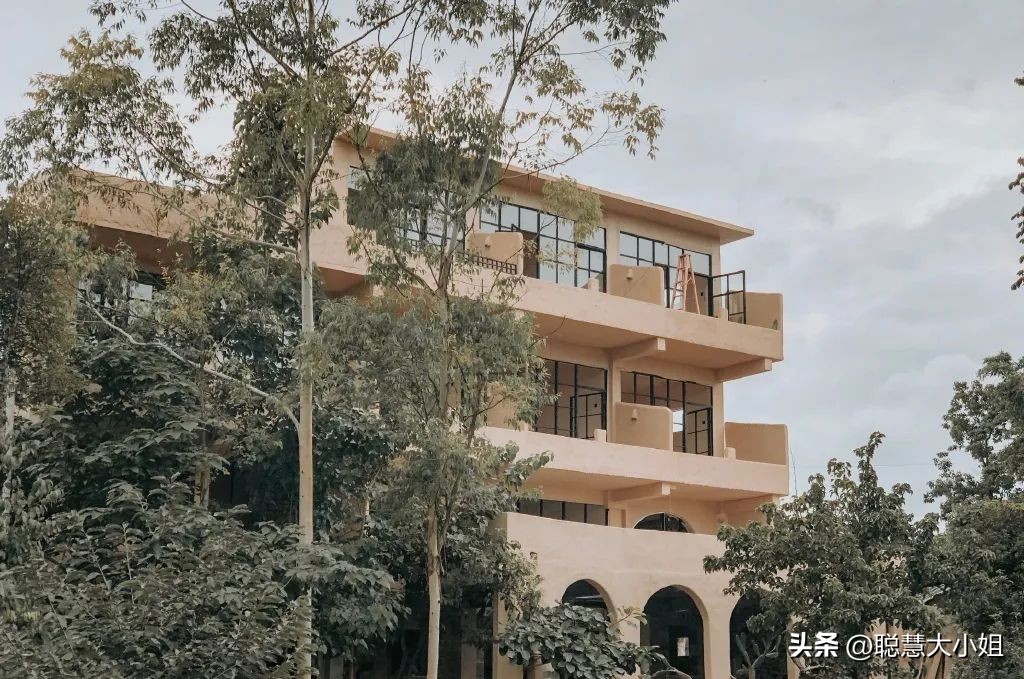 贵州兴义万峰林油菜花盛开时期,贵州兴义风景区万峰林