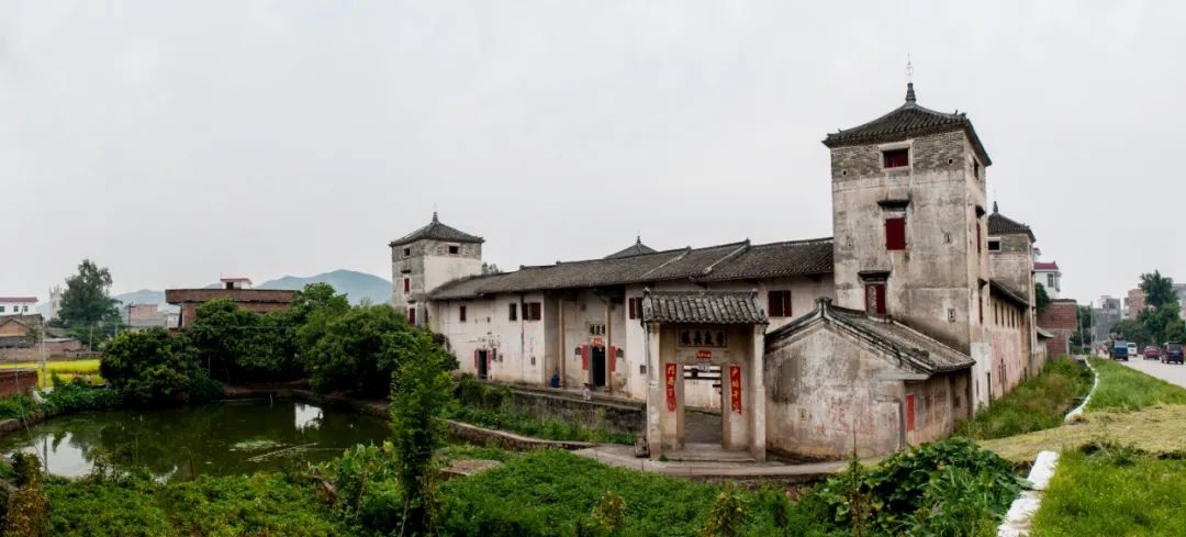 李惠堂曾经也是亚洲球王,中国足球传奇人物李惠堂