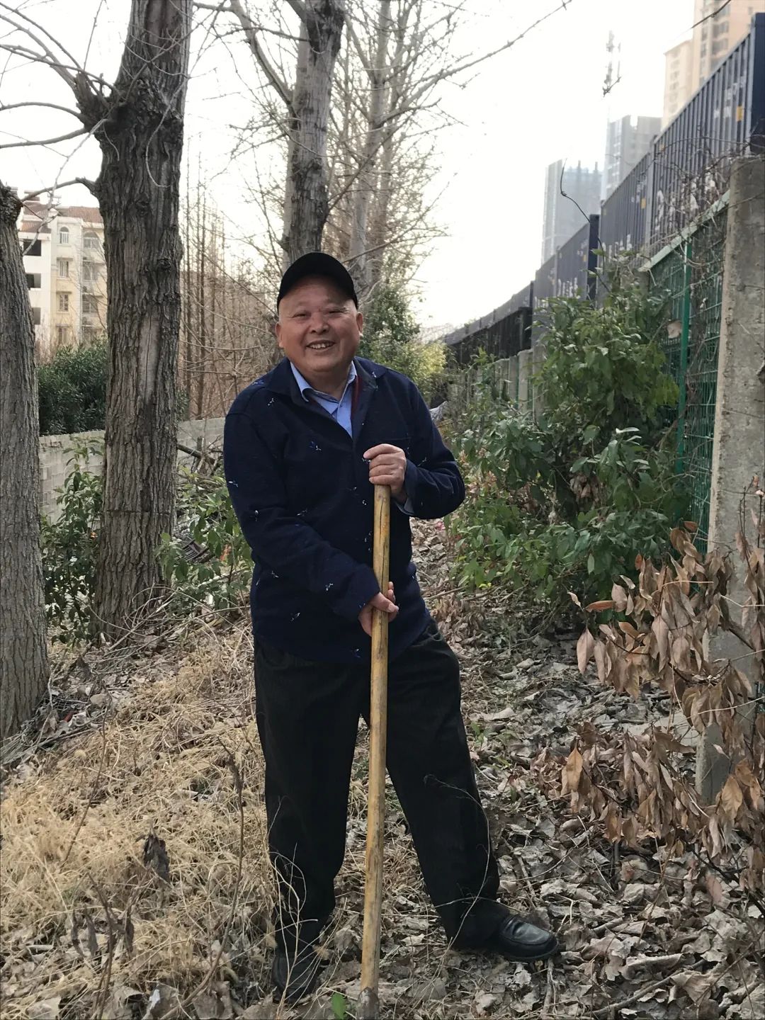 50多年栽了“上万棵”！蚌埠这位“大树爷爷”了不起！