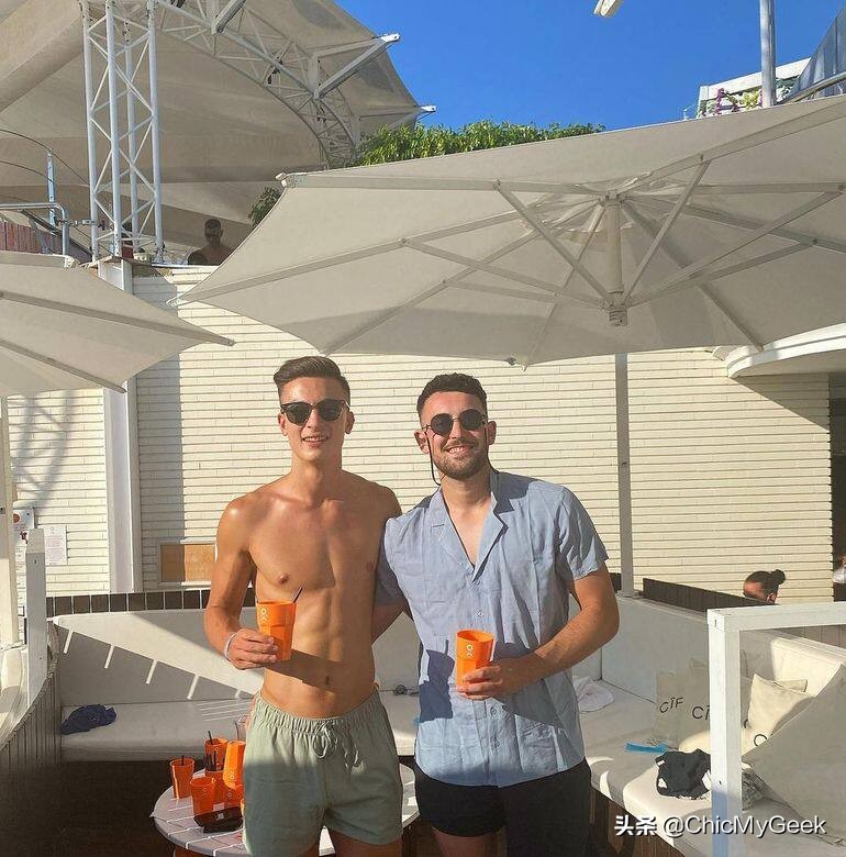 一代足球巨星c罗,香港男足高颜值帅哥