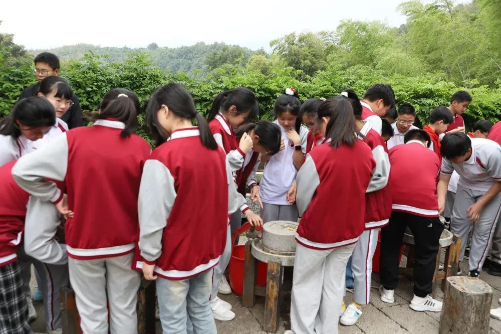 感恩母校扬帆远航图,固始学校研学之旅通知