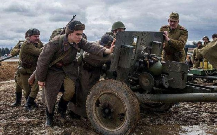 朱可夫斯大林争吵视频,朱可夫和斯大林争吵