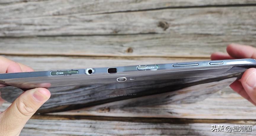 10年前的安卓平板怎么变成显示器,10多年前的平板