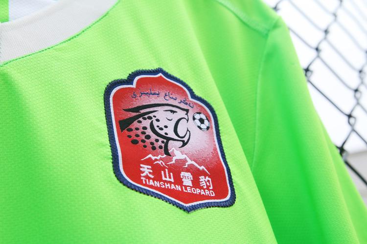 让*疆新**孩子托起中国足球的未来（一）：*疆新**孩子何以“名声在外”