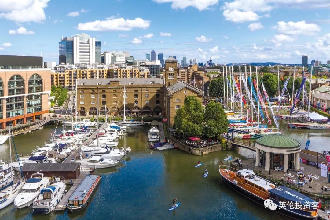 新加坡首富买房,400亿买下前首富大楼