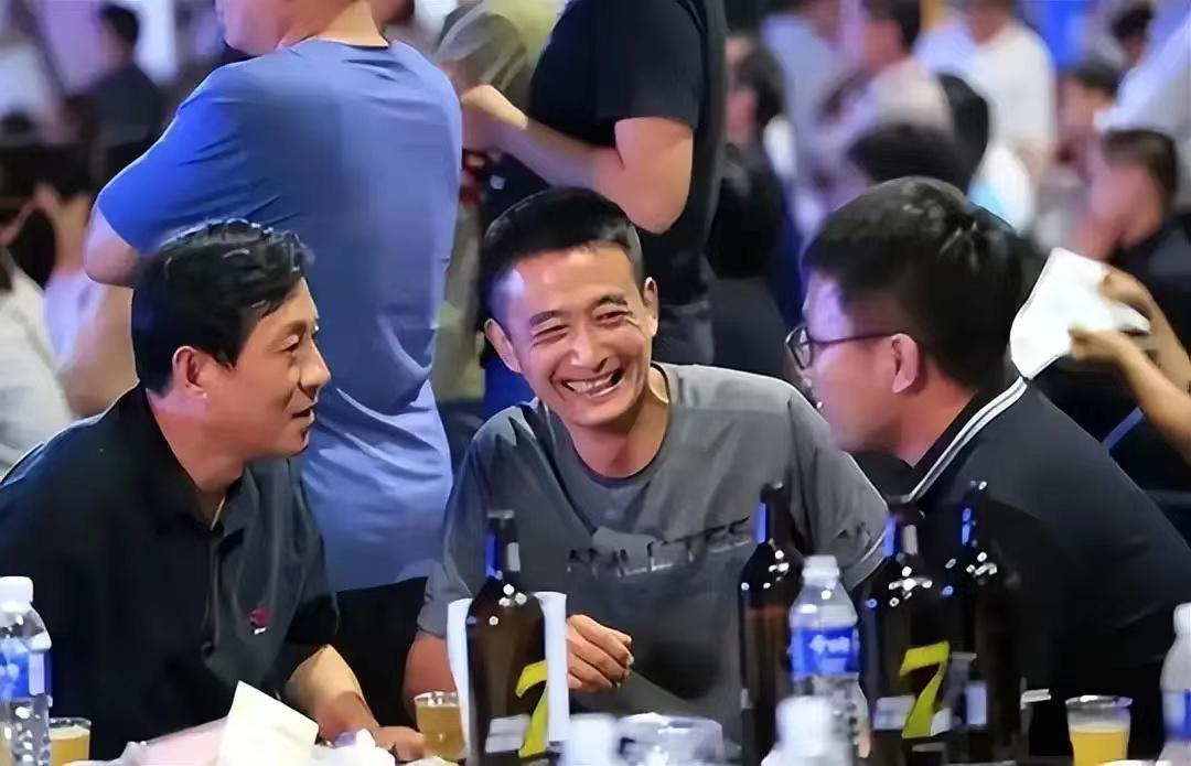 我，创业3年全赔光，还负债20万，如今靠卖酒填坑