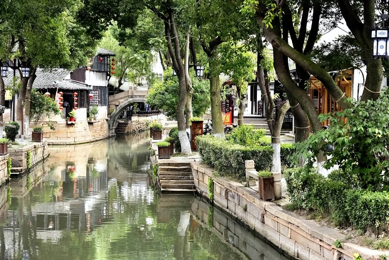 苏州水乡古镇,苏州古镇周庄中国第一水乡