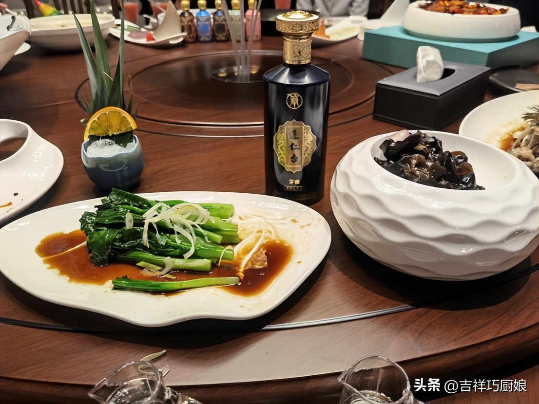 婚宴白酒100到200推荐,婚宴酱香型白酒推荐