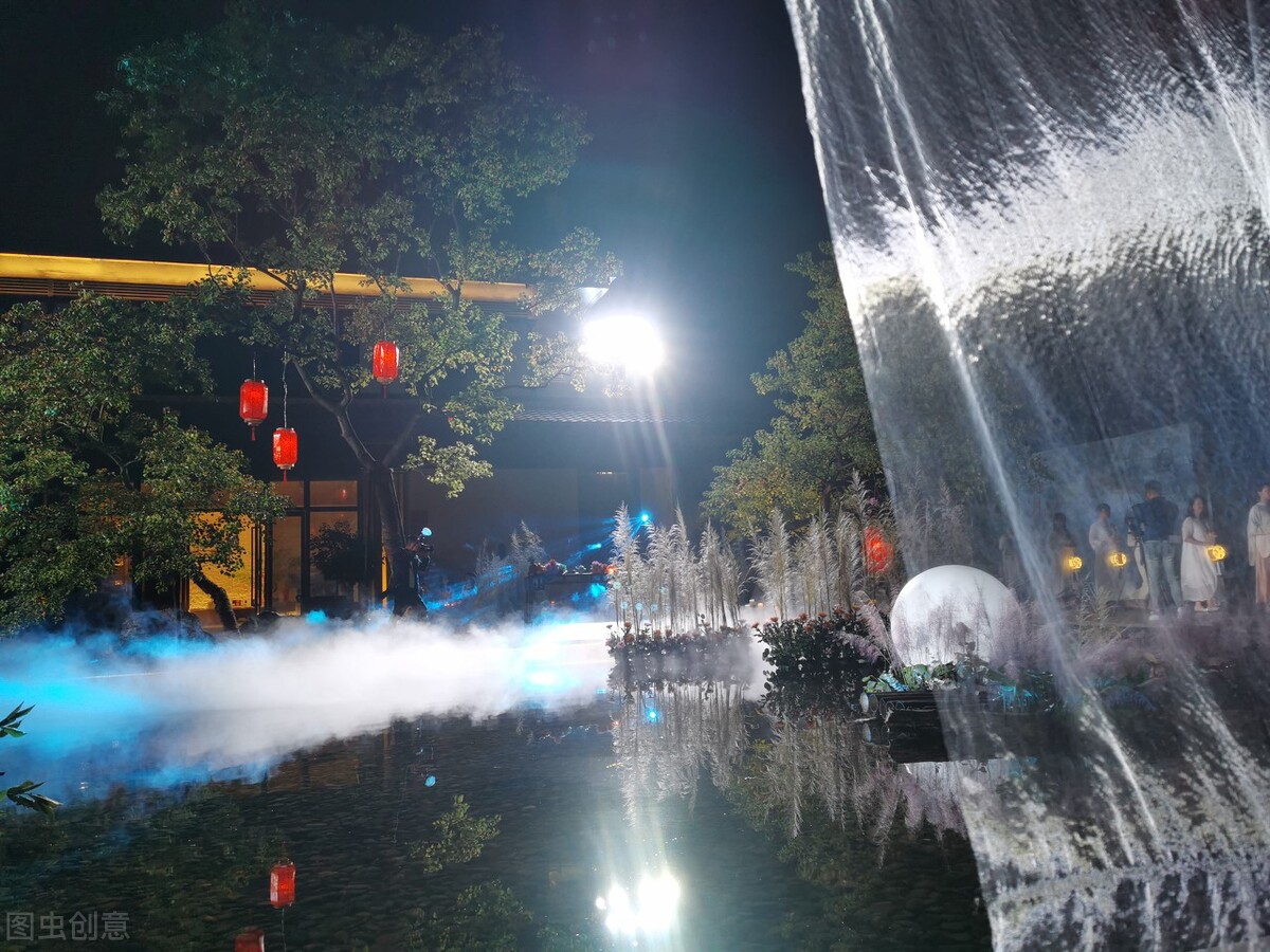 李白关于月的诗表达的情感,李白最著名关于月亮的诗句